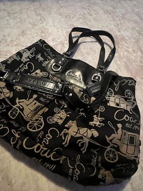 Coach Ashley Horse & Carriage Anniversary satchel bag !!